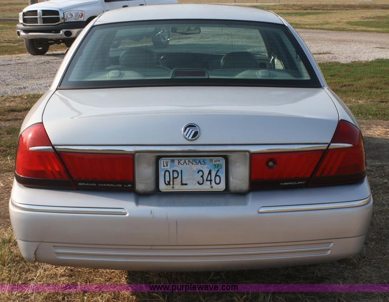 image for item B6952 2002 Mercury Grand Marquis LS
