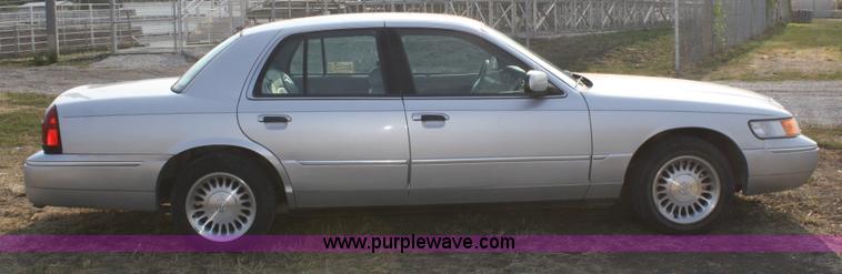 image for item B6952 2002 Mercury Grand Marquis LS