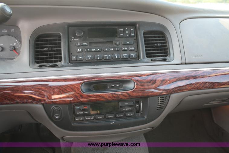 image for item B6952 2002 Mercury Grand Marquis LS