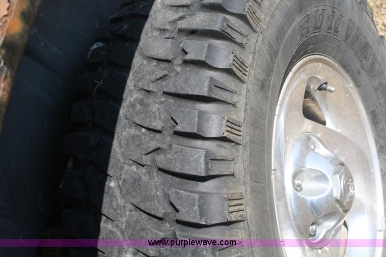 image for item B6959 1999 Dodge Ram 1500 pickup truck