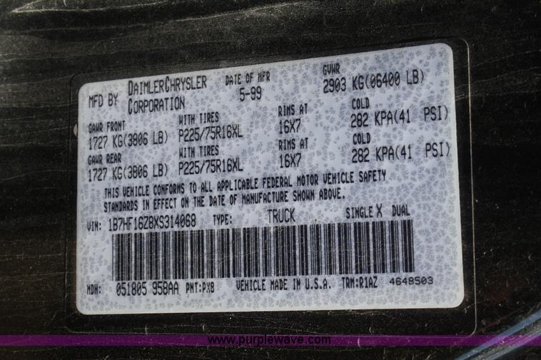 image for item B6959 1999 Dodge Ram 1500 pickup truck