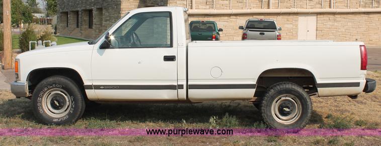 image for item C2771 1989 Chevrolet C3500 pickup truck