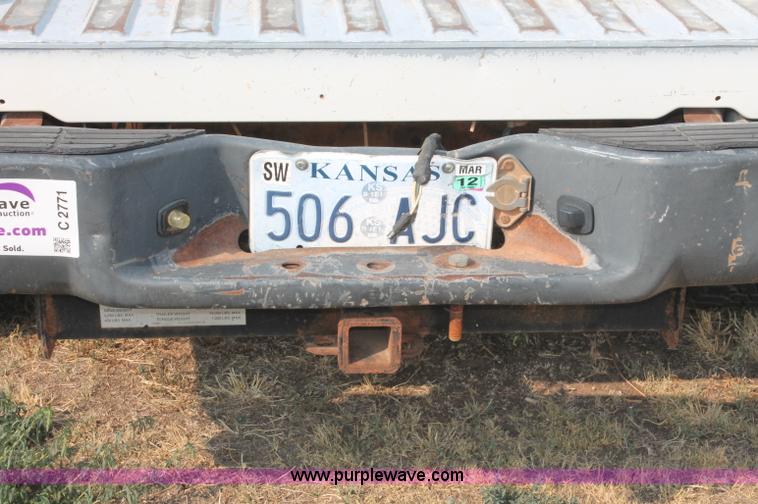 image for item C2771 1989 Chevrolet C3500 pickup truck