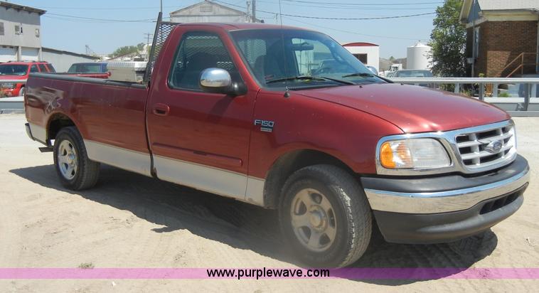image for item D4411 2001 Ford F150 XLT pickup truck
