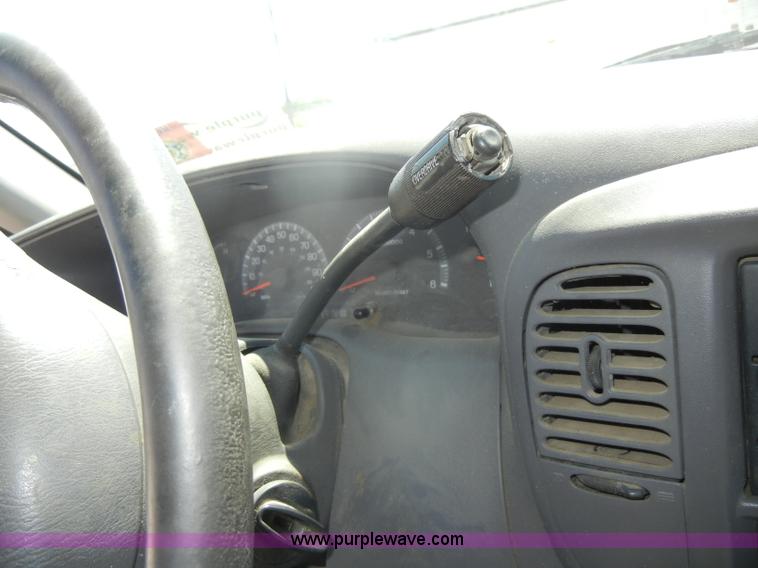 image for item D4411 2001 Ford F150 XLT pickup truck