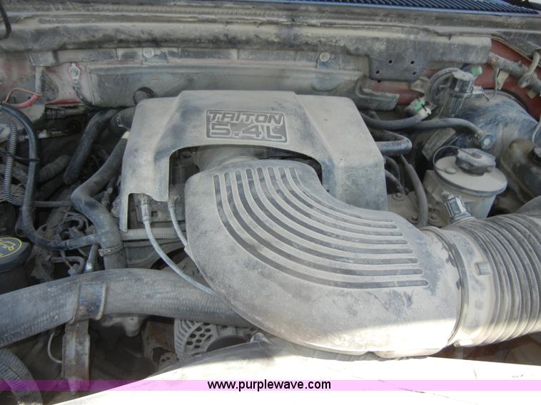 image for item D4411 2001 Ford F150 XLT pickup truck