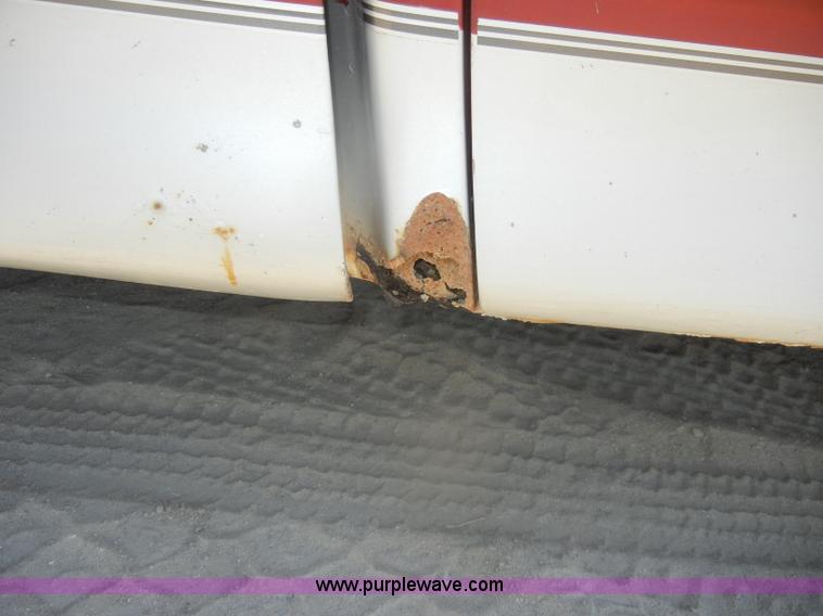 image for item D4411 2001 Ford F150 XLT pickup truck