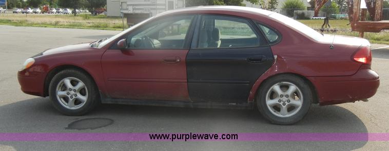image for item D4459 2002 Ford Taurus SES