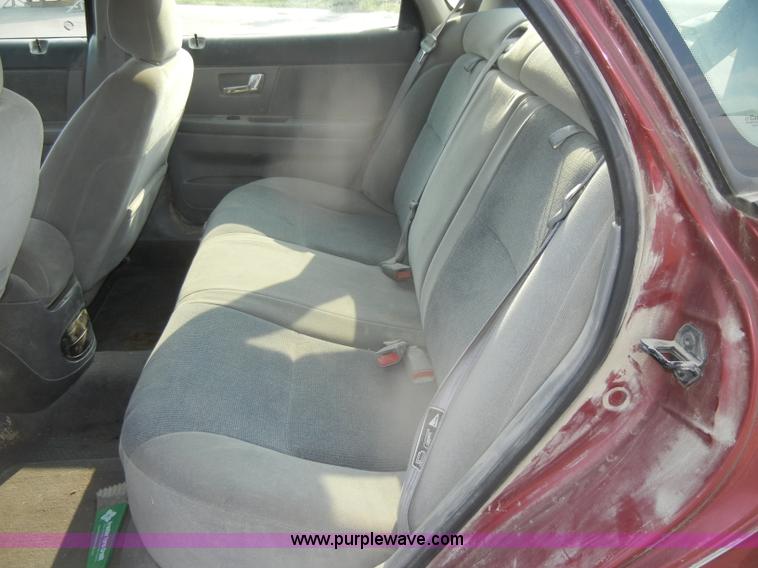 image for item D4459 2002 Ford Taurus SES