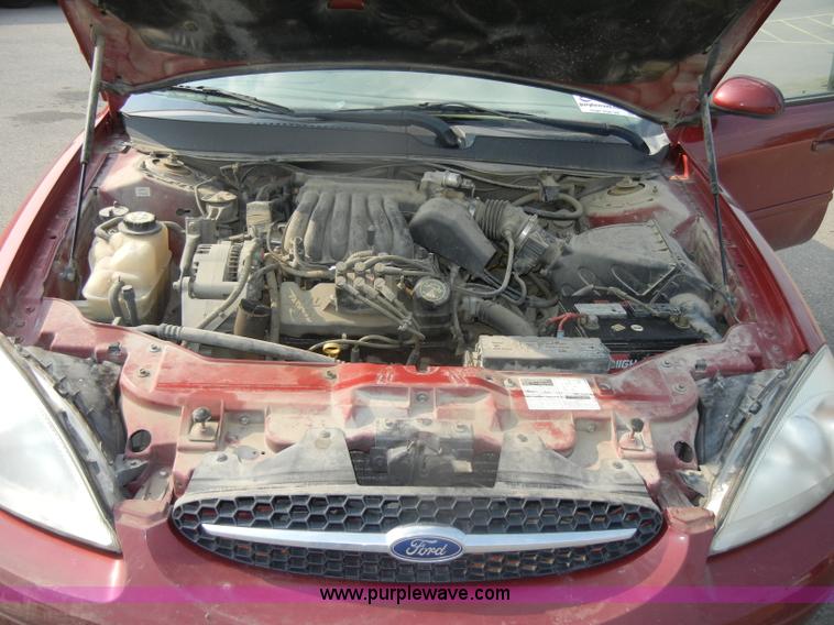 image for item D4459 2002 Ford Taurus SES