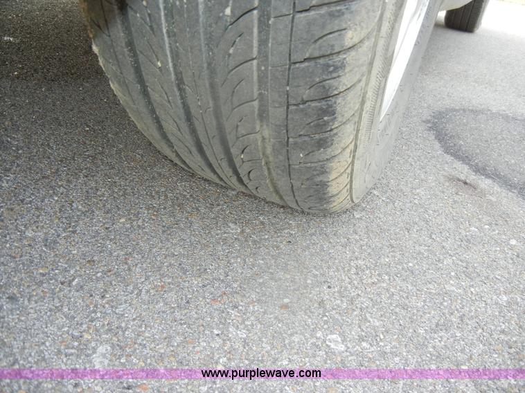 image for item D4459 2002 Ford Taurus SES