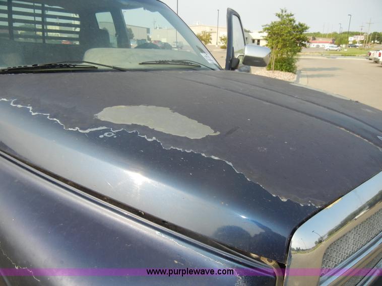 image for item D4600 1995 Dodge Ram 3500 SLT flatbed pickup truck