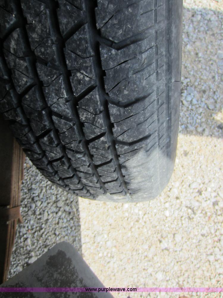 image for item D5598 1987 Ford F150 XL Supercab pickup truck