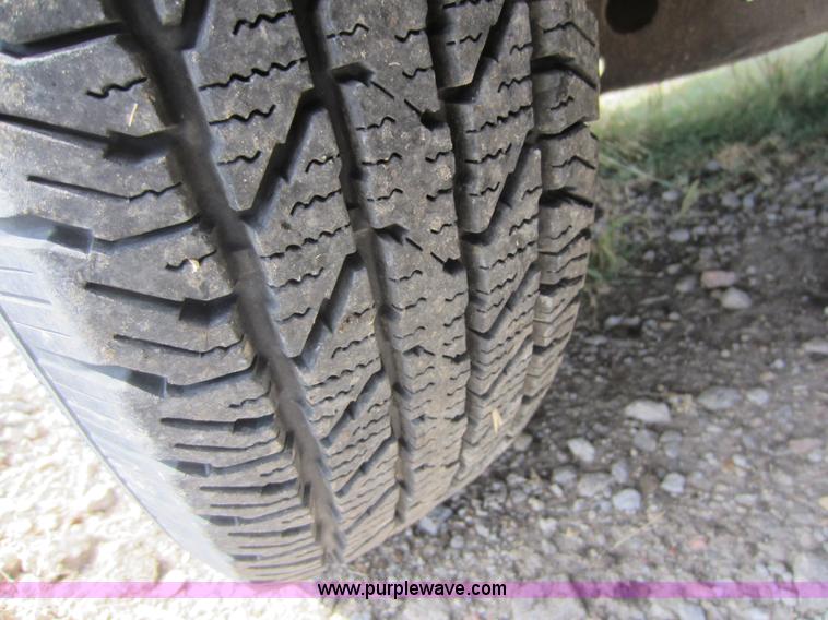 image for item D5598 1987 Ford F150 XL Supercab pickup truck