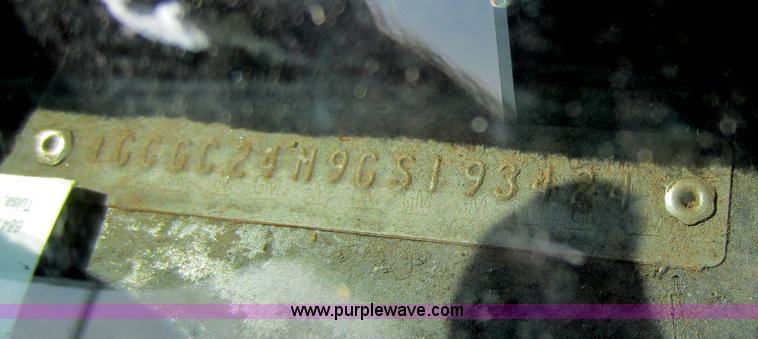 image for item D5599 1986 Chevrolet C20 pickup truck