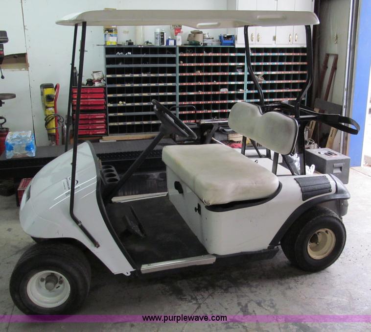 image for item E2005 EZ-Go golf cart