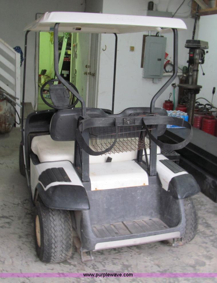image for item E2005 EZ-Go golf cart