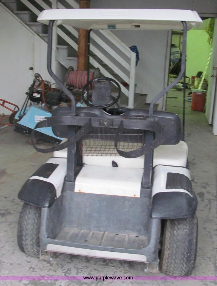 image for item E2005 EZ-Go golf cart