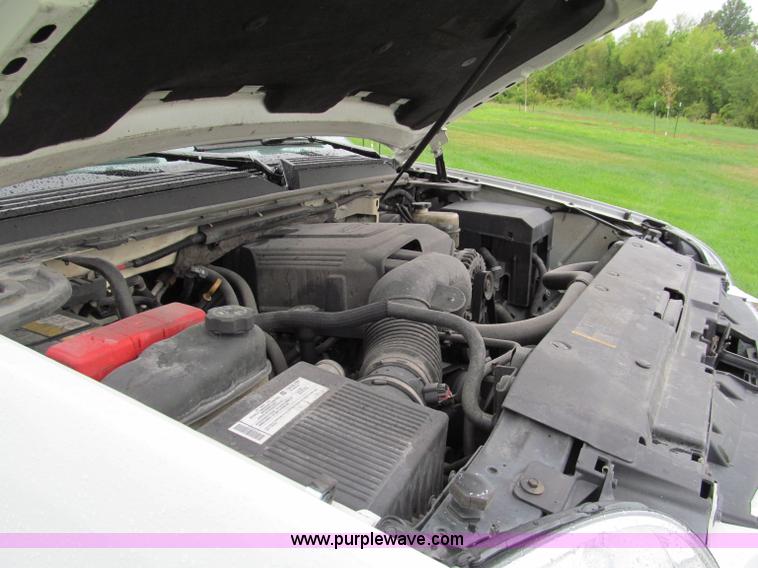 image for item E2014 2007 GMC Yukon Denali SUV