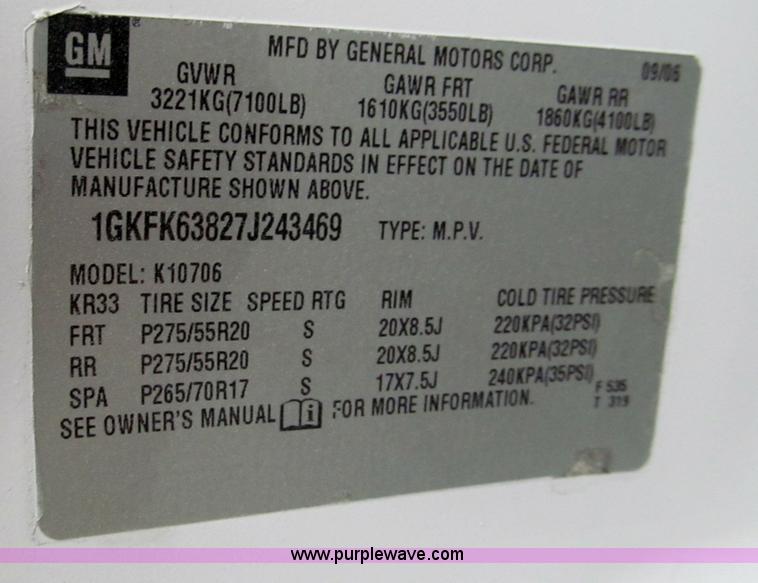 image for item E2014 2007 GMC Yukon Denali SUV