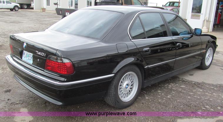 image for item E2015 1995 BMW 740i
