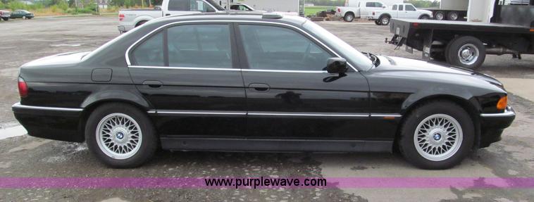 image for item E2015 1995 BMW 740i