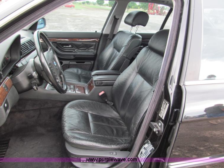 image for item E2015 1995 BMW 740i