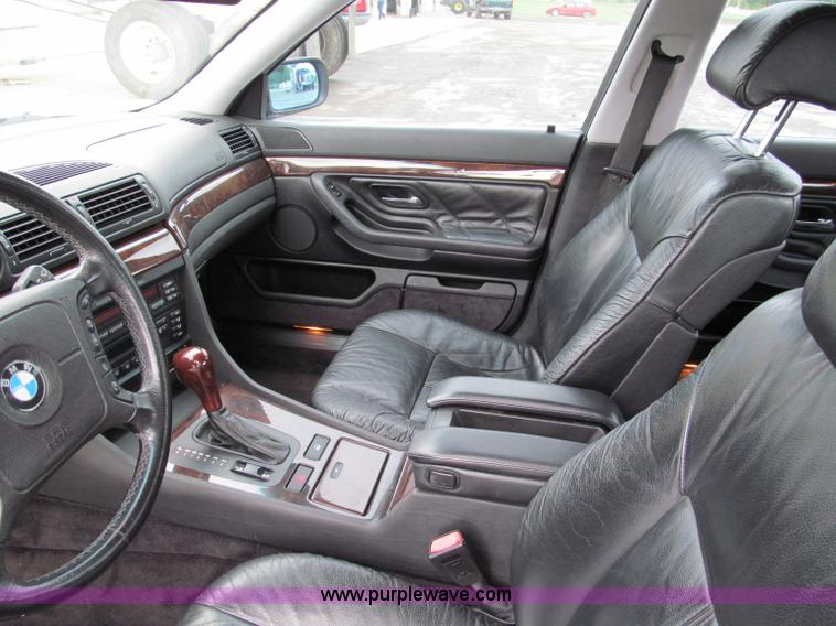 image for item E2015 1995 BMW 740i