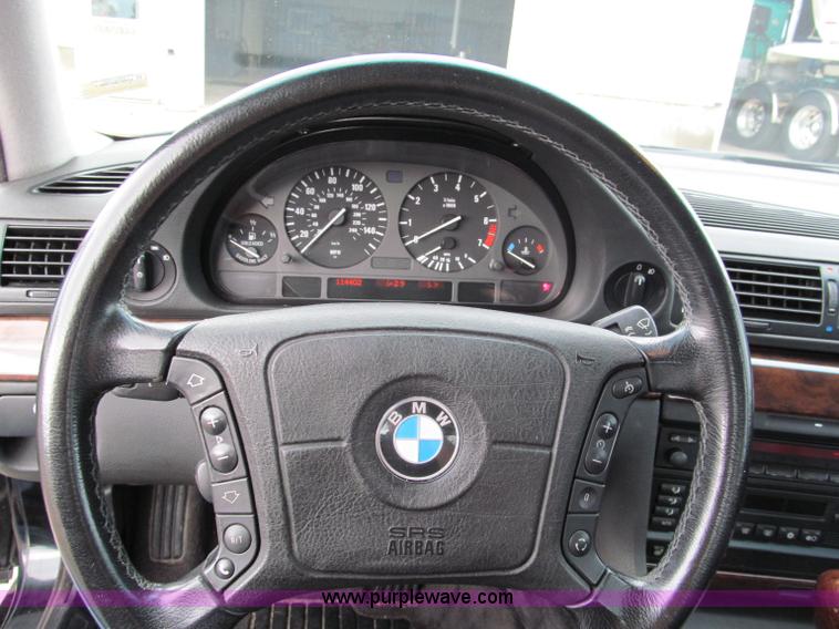 image for item E2015 1995 BMW 740i