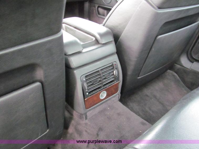 image for item E2015 1995 BMW 740i