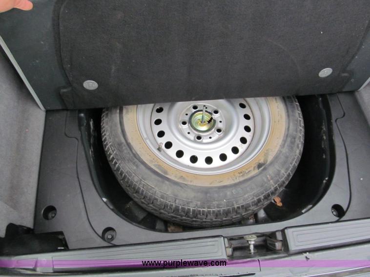 image for item E2015 1995 BMW 740i