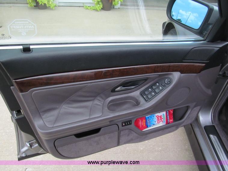 image for item E2016 1996 BMW 750iL