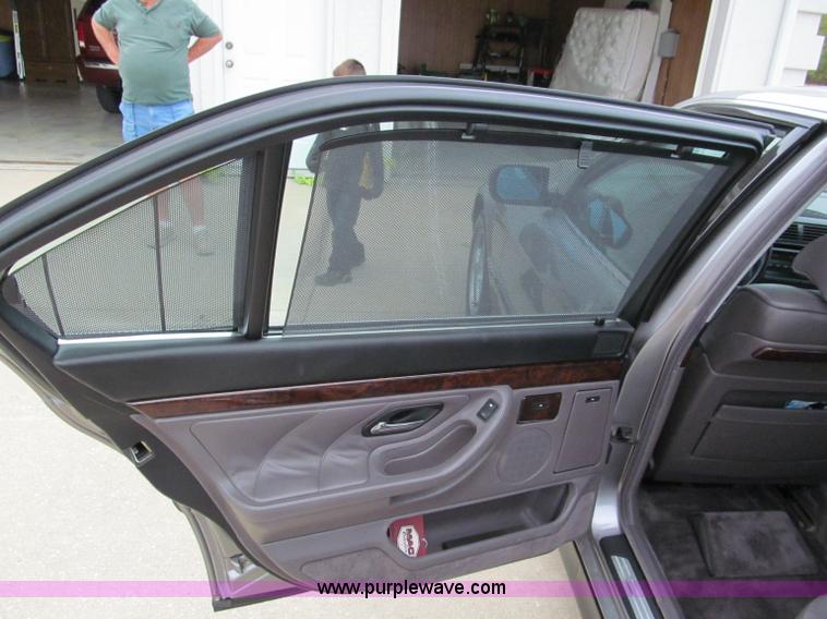 image for item E2016 1996 BMW 750iL