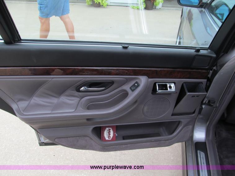 image for item E2016 1996 BMW 750iL