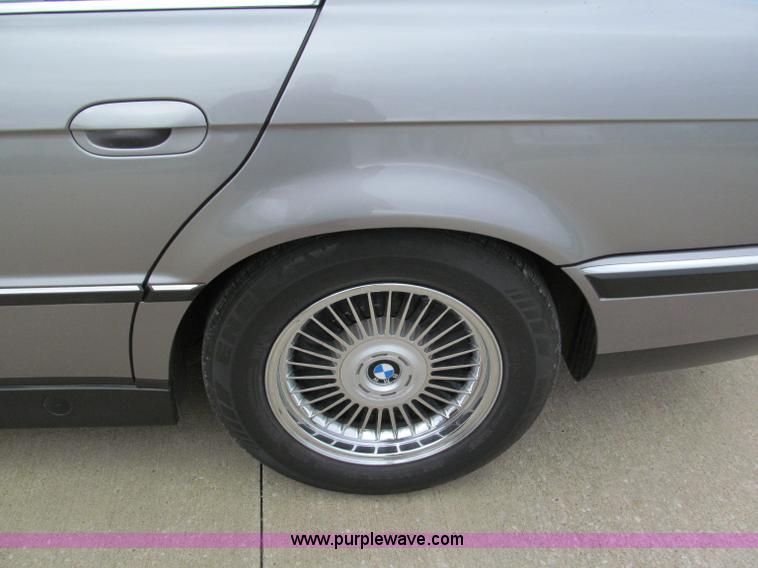 image for item E2016 1996 BMW 750iL