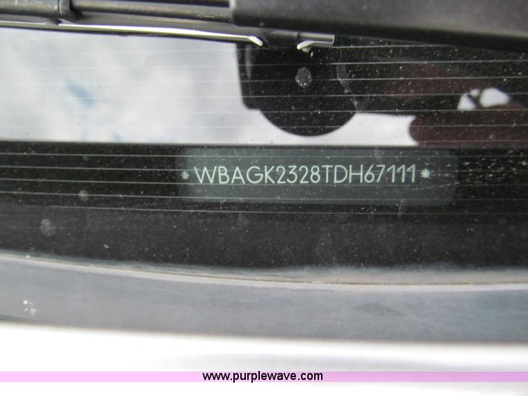 image for item E2016 1996 BMW 750iL