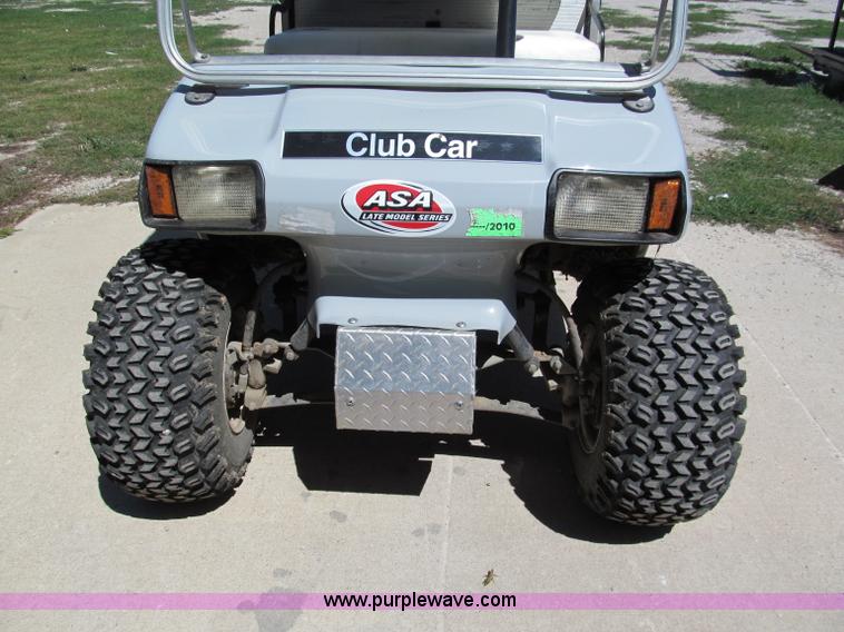 image for item E2034 1997 Club Car golf cart