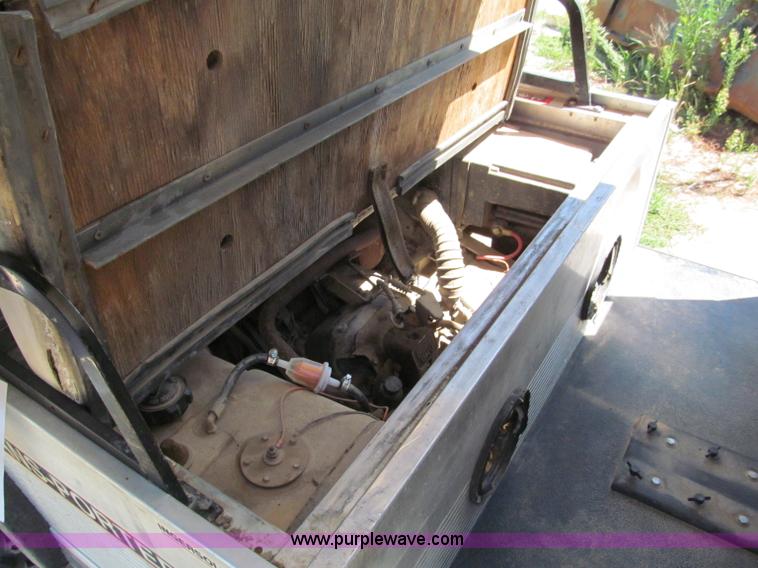 image for item E2034 1997 Club Car golf cart