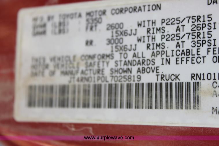 image for item G4610 1990 Toyota Tacoma pickup truck