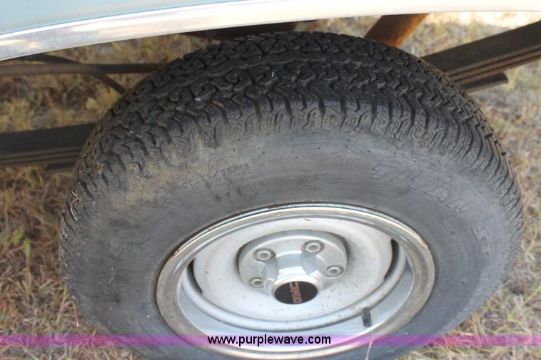 image for item G4679 1991 GMC Sierra pickup bed trailer