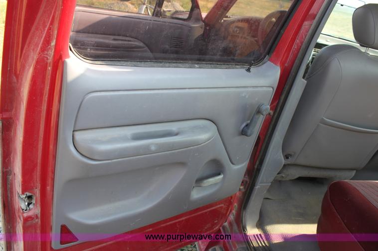 image for item G4684 1994 Ford F350 XL Crew Cab pickup truck