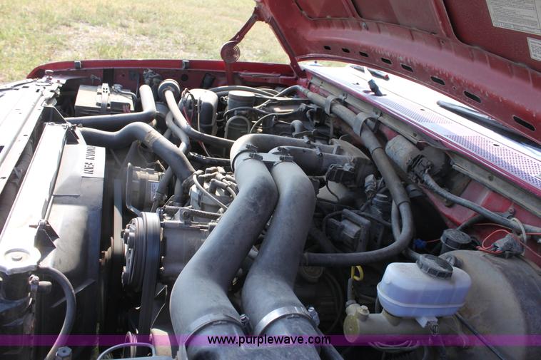 image for item G4684 1994 Ford F350 XL Crew Cab pickup truck