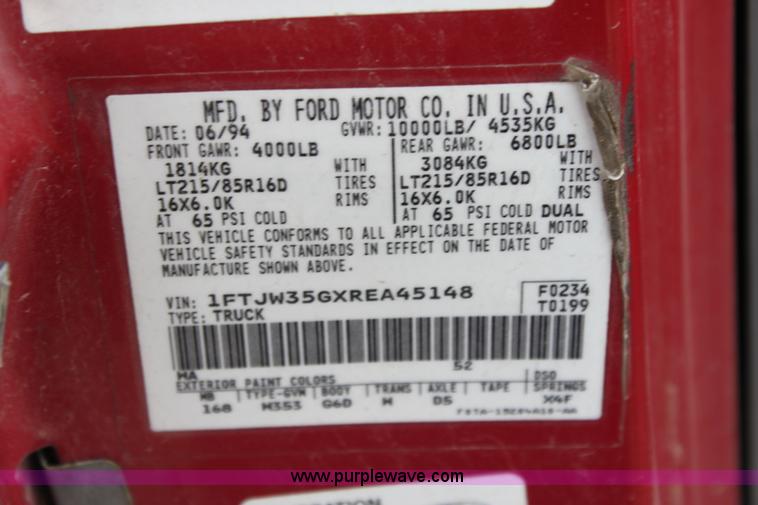 image for item G4684 1994 Ford F350 XL Crew Cab pickup truck