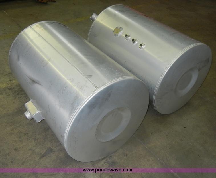 (2) 30 gallon aluminum diesel fuel tanks in Olathe, KS Item N9522 sold Purple Wave