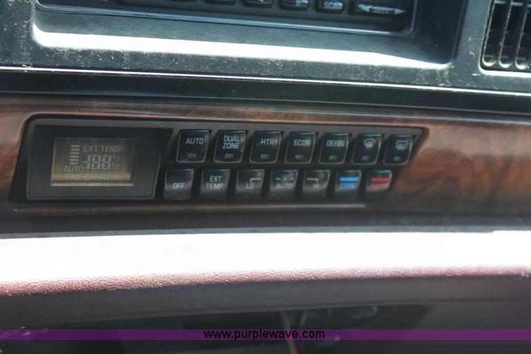 image for item G4565 1993 Buick Park Avenue