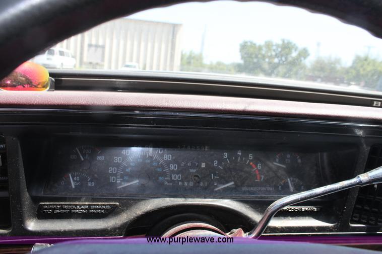 image for item G4565 1993 Buick Park Avenue