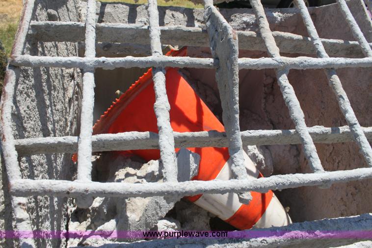 image for item G4566 Essick EM-90 cement mixer