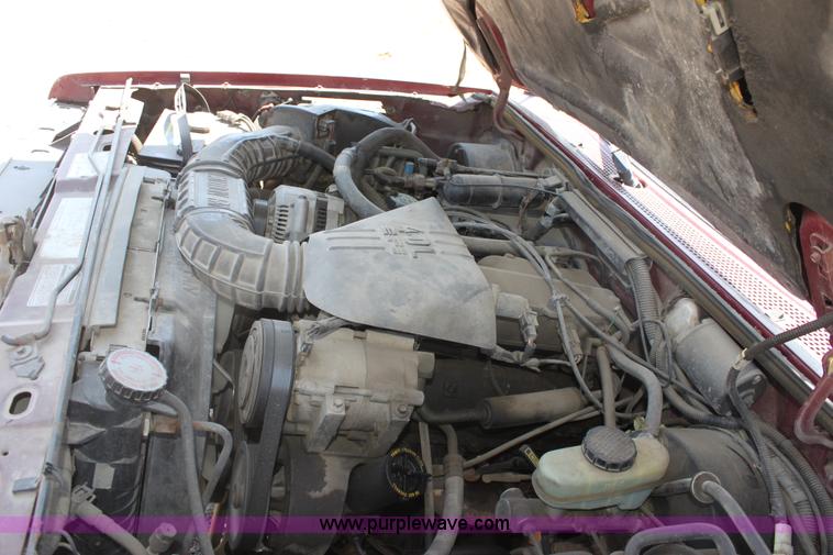 image for item G4567 1991 Ford Explorer XLT SUV