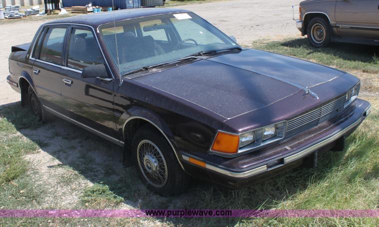 image for item G4568 1986 Buick Century Limited