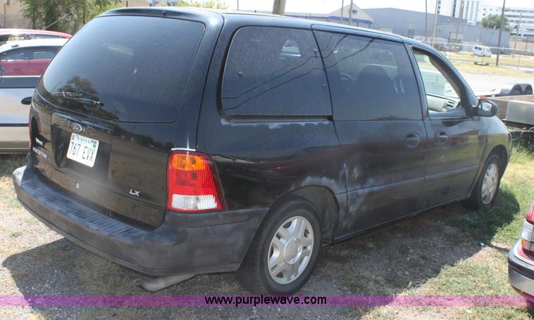 image for item G4569 2000 Ford Windstar LX mini van